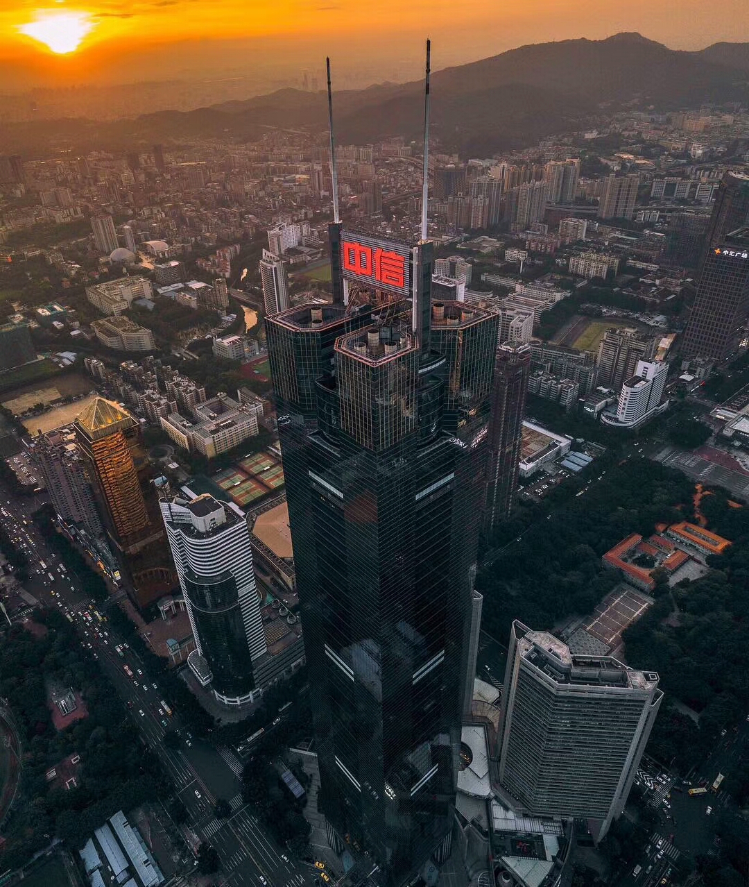 led sign skyscraper led sign skyscraper