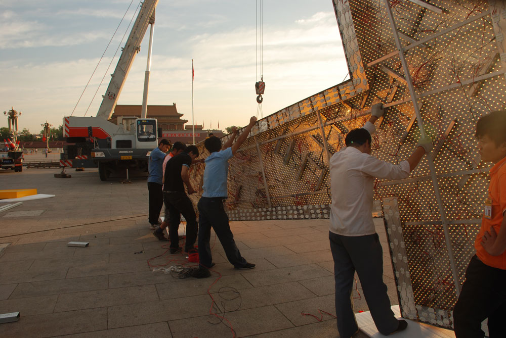 oversize led channel letters